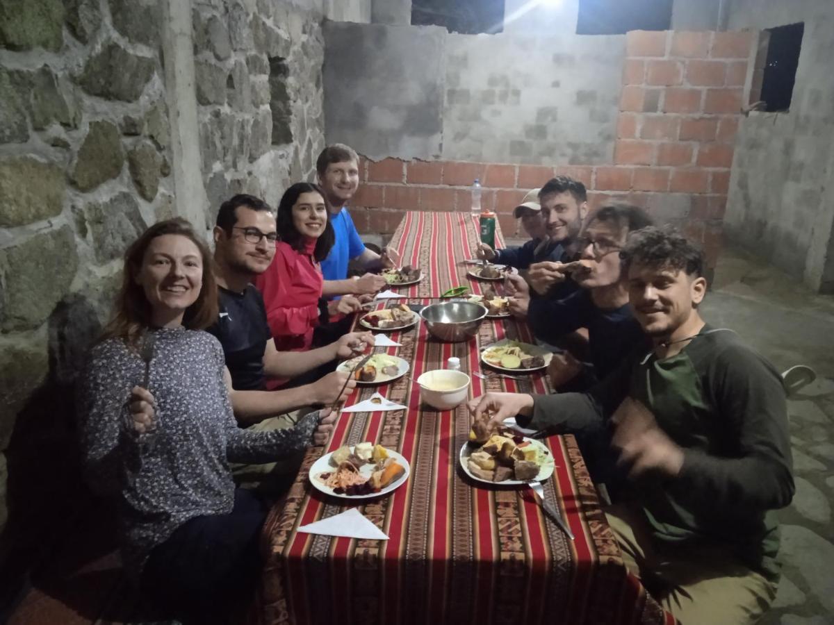 Lia B&B Lucmabamba Sahuayaco Buitenkant foto