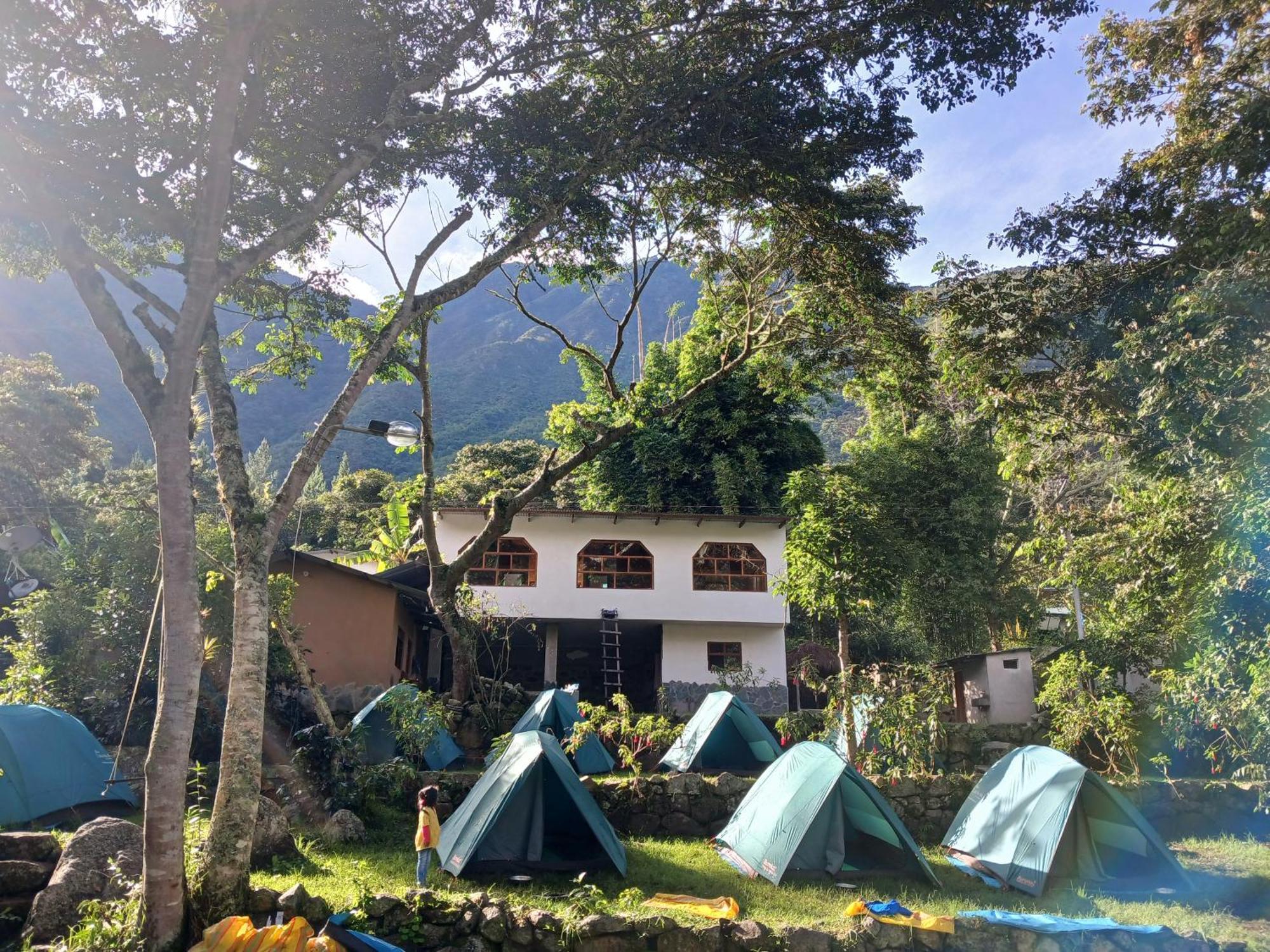Lia B&B Lucmabamba Sahuayaco Buitenkant foto